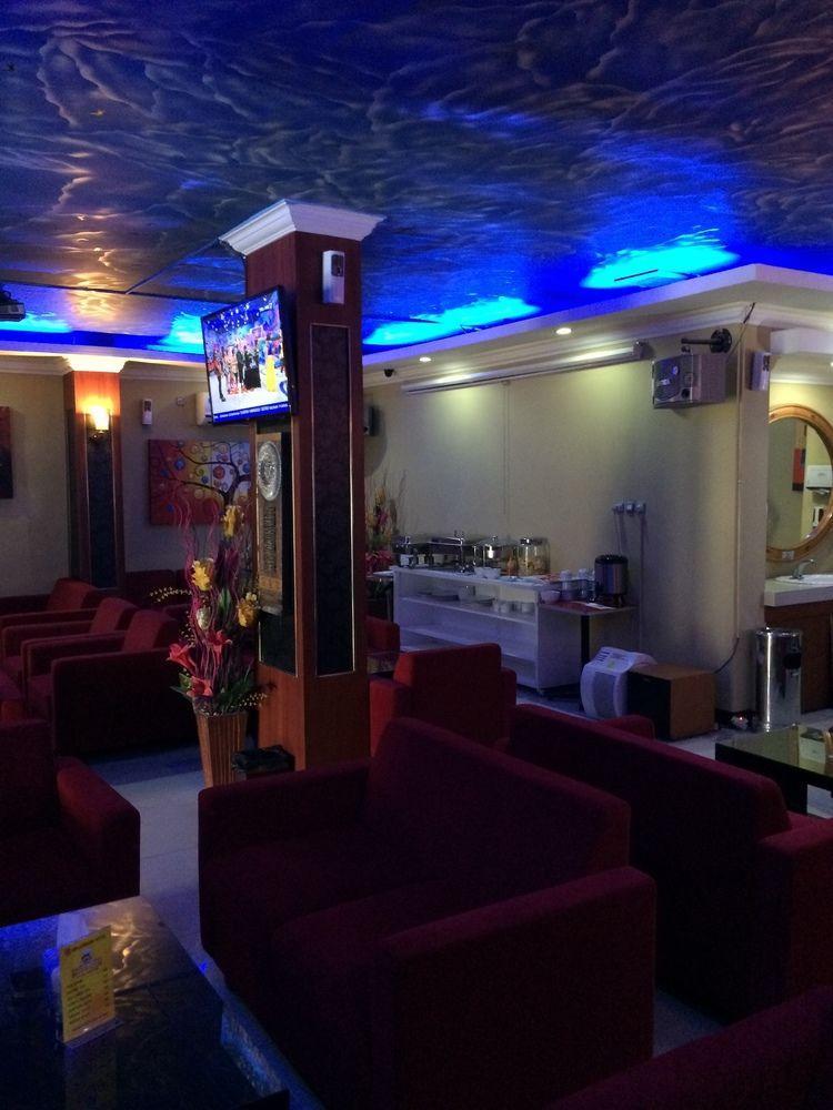 ג'קרטה Hollywood Hotel מראה חיצוני תמונה